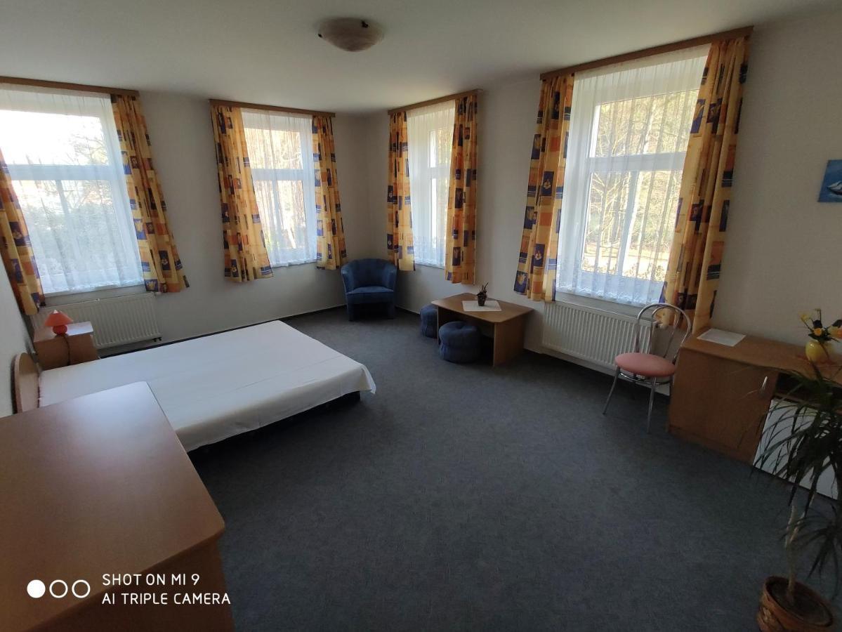 Rodinny Penzion U Wolfu Chrastava Exterior foto